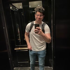 Meet your Posher, Christian